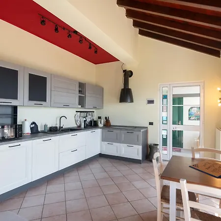 Le Pale Apartment